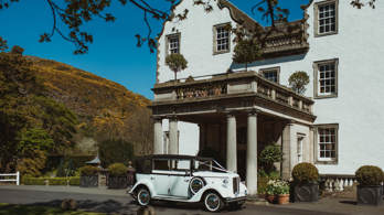 Wedding car outside the main House