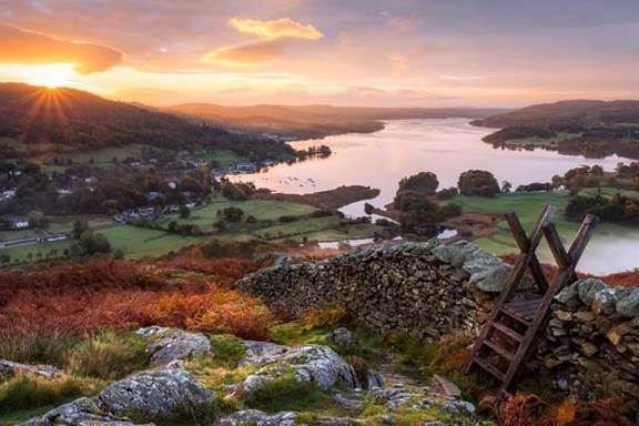 Stile Loughrigg Fell Ambleside Windermere Lake Lake Royalty Free Image 1581429056