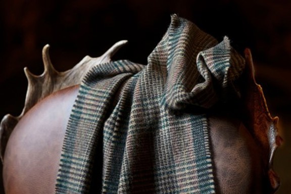 Bespoke tweed scarf sold on The Royal Mile